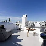 Mykonos Be Chic Maisonette 1 In The Heart Of Town *